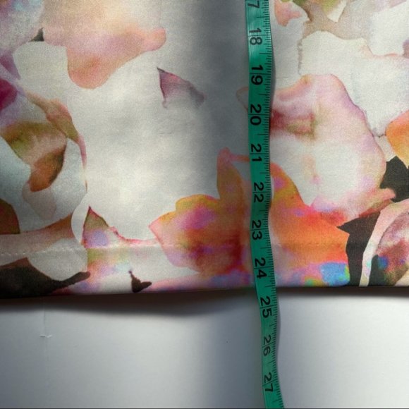 Ted Baker Beautiful Amaranth Floral Pencil Skirt Sz 4 (10/12) - Picture 5 of 9